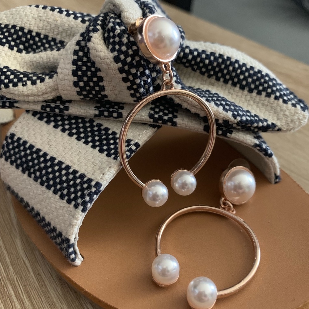 Trendy Pearl Earrings